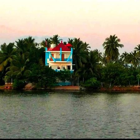 Victoria'S River View Resort Pondicherry Exterior foto